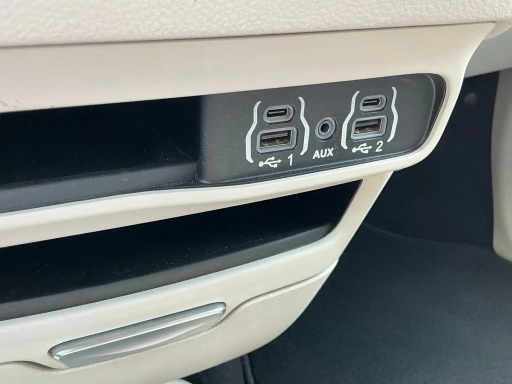 Used 2023 Black Chrysler Touring L image 45