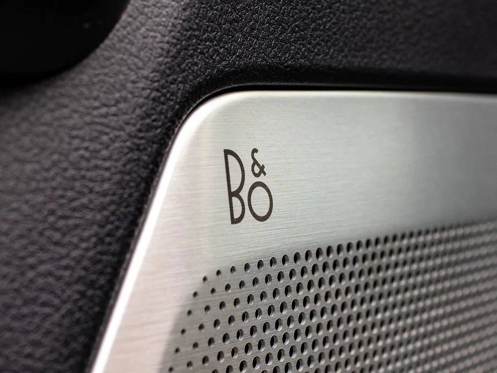 Used 2023 Agate Black Metallic Ford Platinum image 27