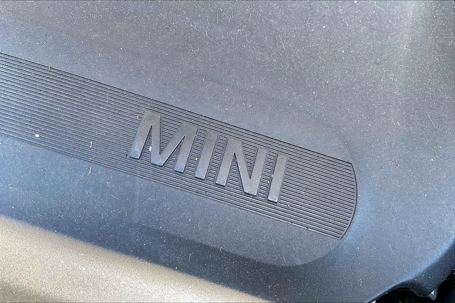 Used 2025 Nanuq White Metallic MINI Cooper S image 31