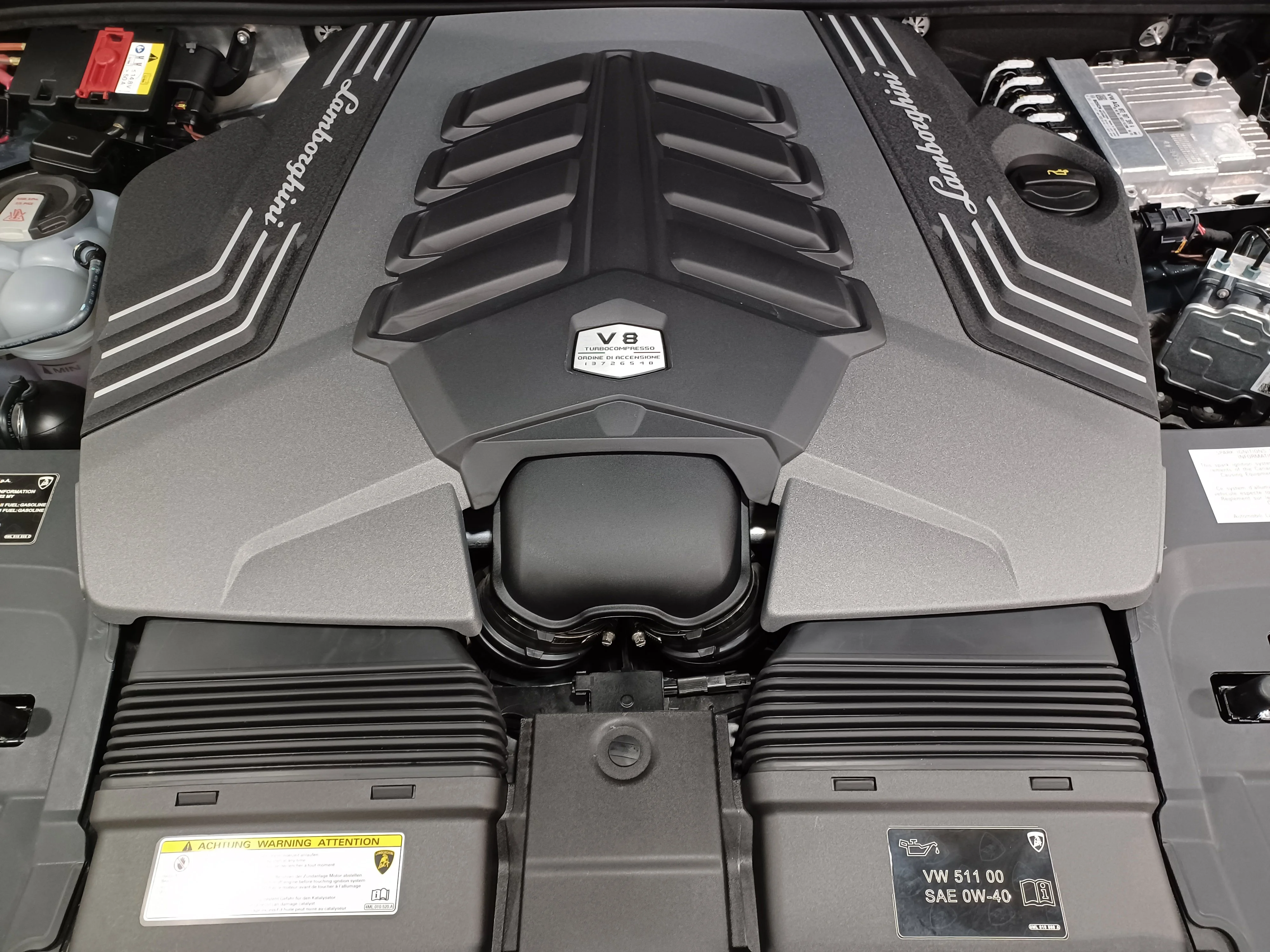 Used 2022 Grigio Telesto Lamborghini *NO LUX TAX!!! | Grigio Telesto | Marrone Eklipsis | Nav | Heads Up Display | Pano Roof image 6