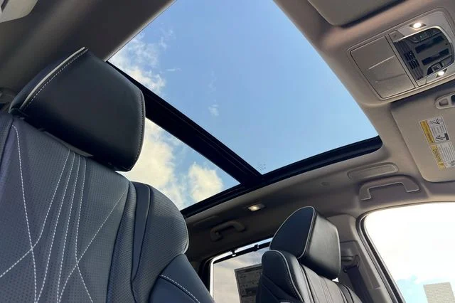 New 2026 Platinum White Pearl Acura Advance Package image 15