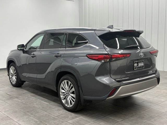 2023 Toyota Highlander Platinum - Photo 4