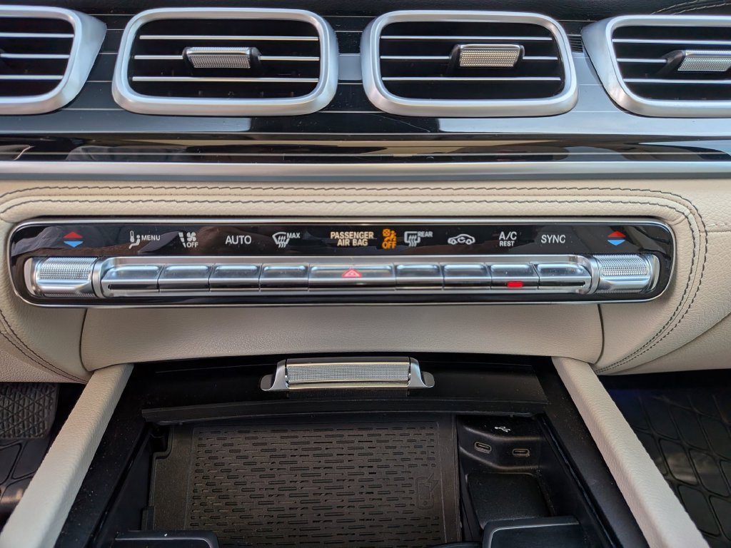 Used 2024 Black Mercedes-Benz GLE 350 image 36