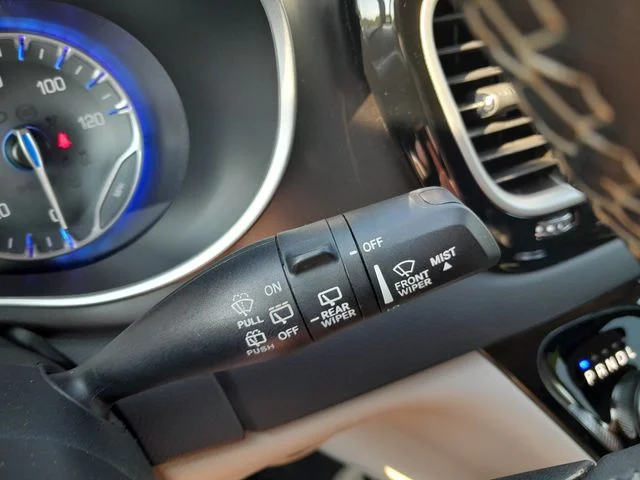 Used 2023 Black Chrysler Touring L image 17