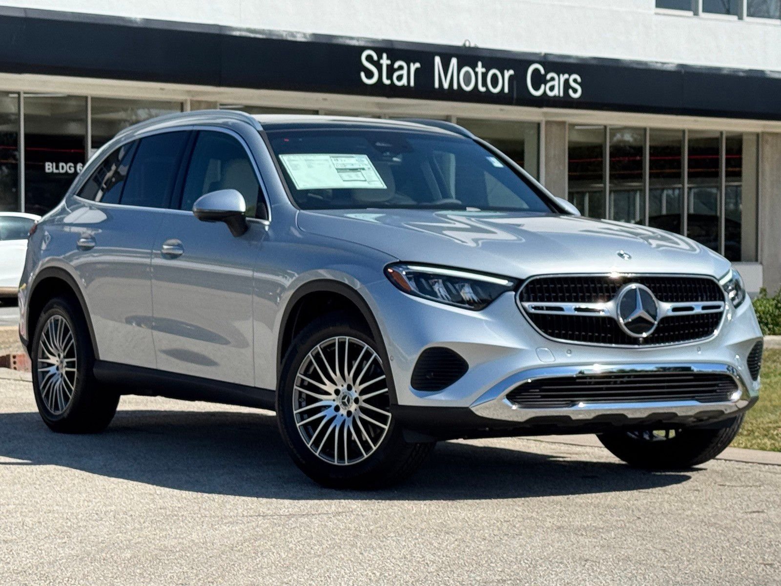New 2026 Cirrus Silver Metallic Mercedes-Benz GLC 300 image 1