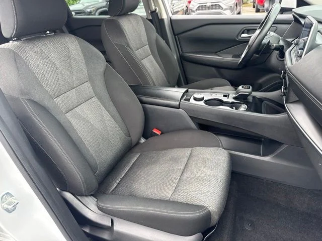 Used 2025 White Nissan SV image 14