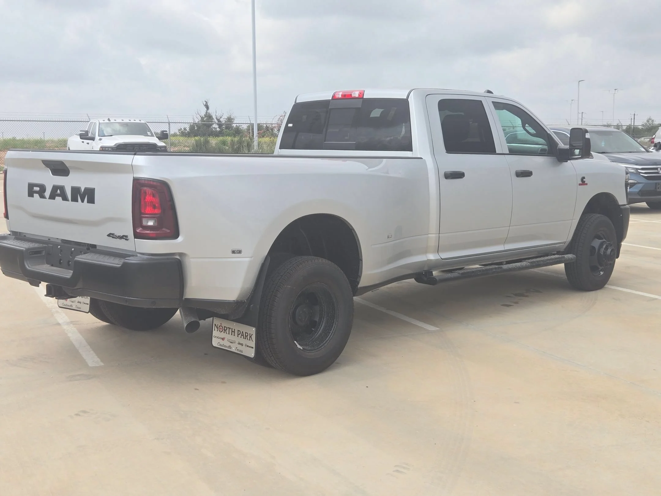 New 2026 Silver-Zynith Exterior Paint RAM Tradesman image 3