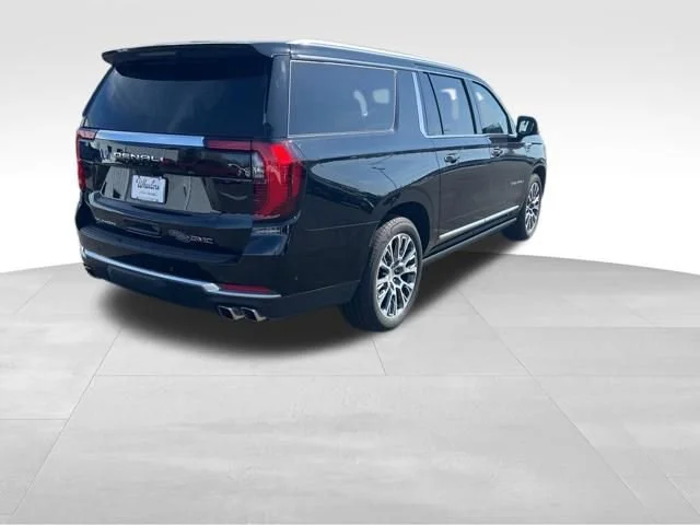 Used 2026 Onyx Black GMC Denali image 6