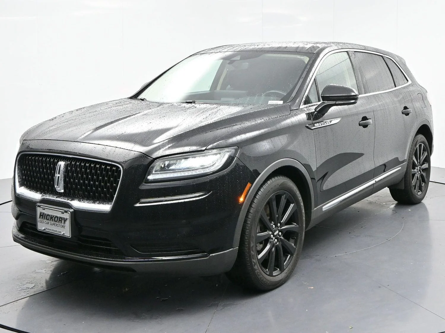 Used 2022 Infinite Black Lincoln Reserve image 3