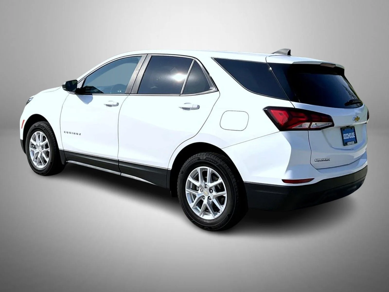 Used 2024 White Chevrolet LS image 7