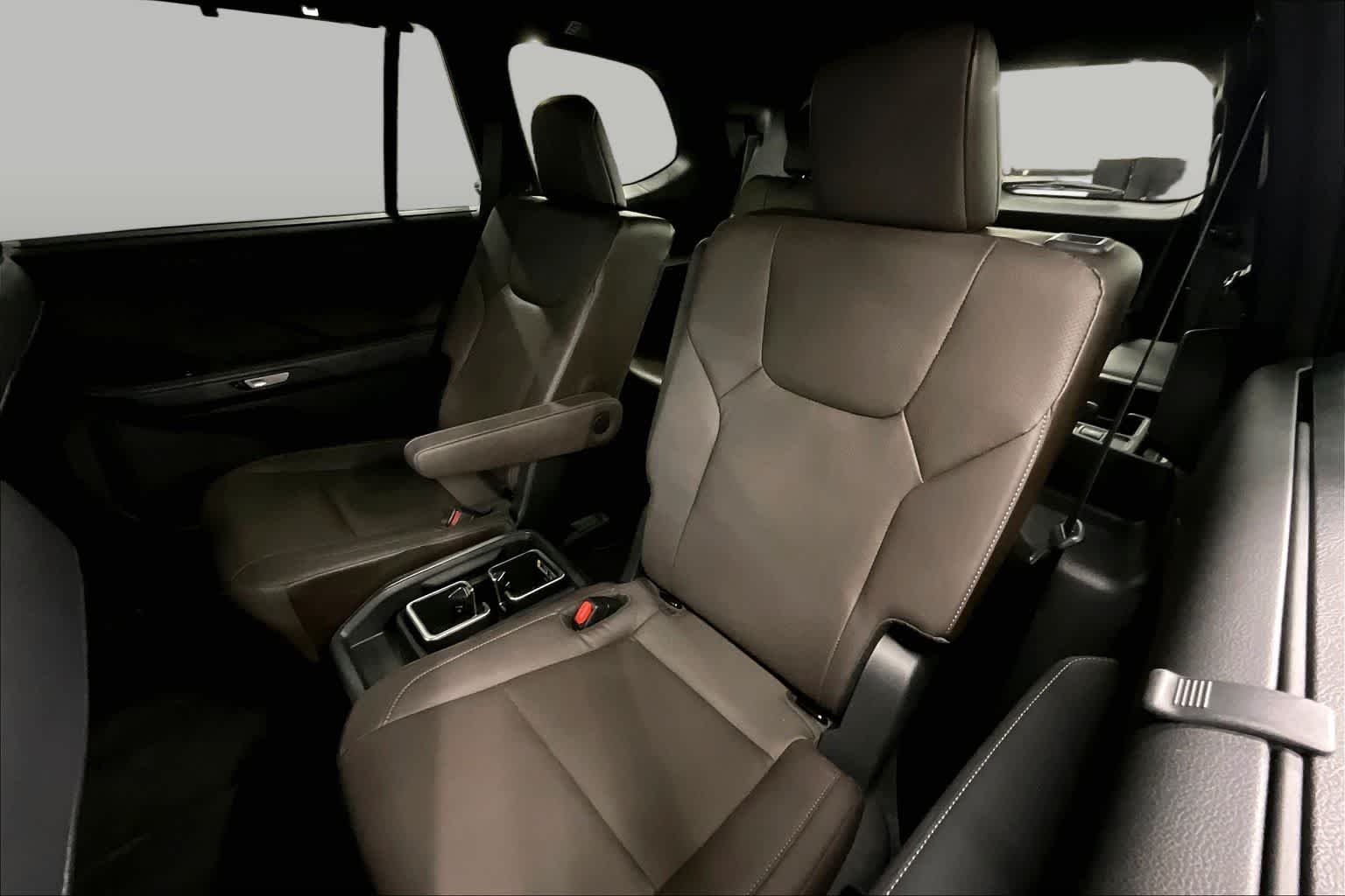 Certified Used 2024 Wind Chill Pearl Lexus Premium image 19