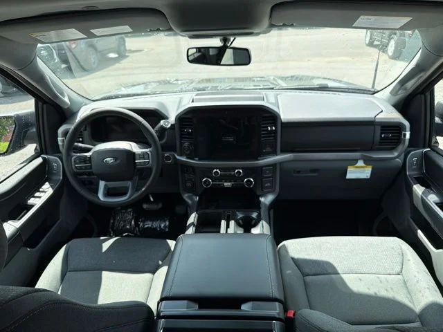 New 2026 Carbonized Gray Metallic Ford XLT image 99