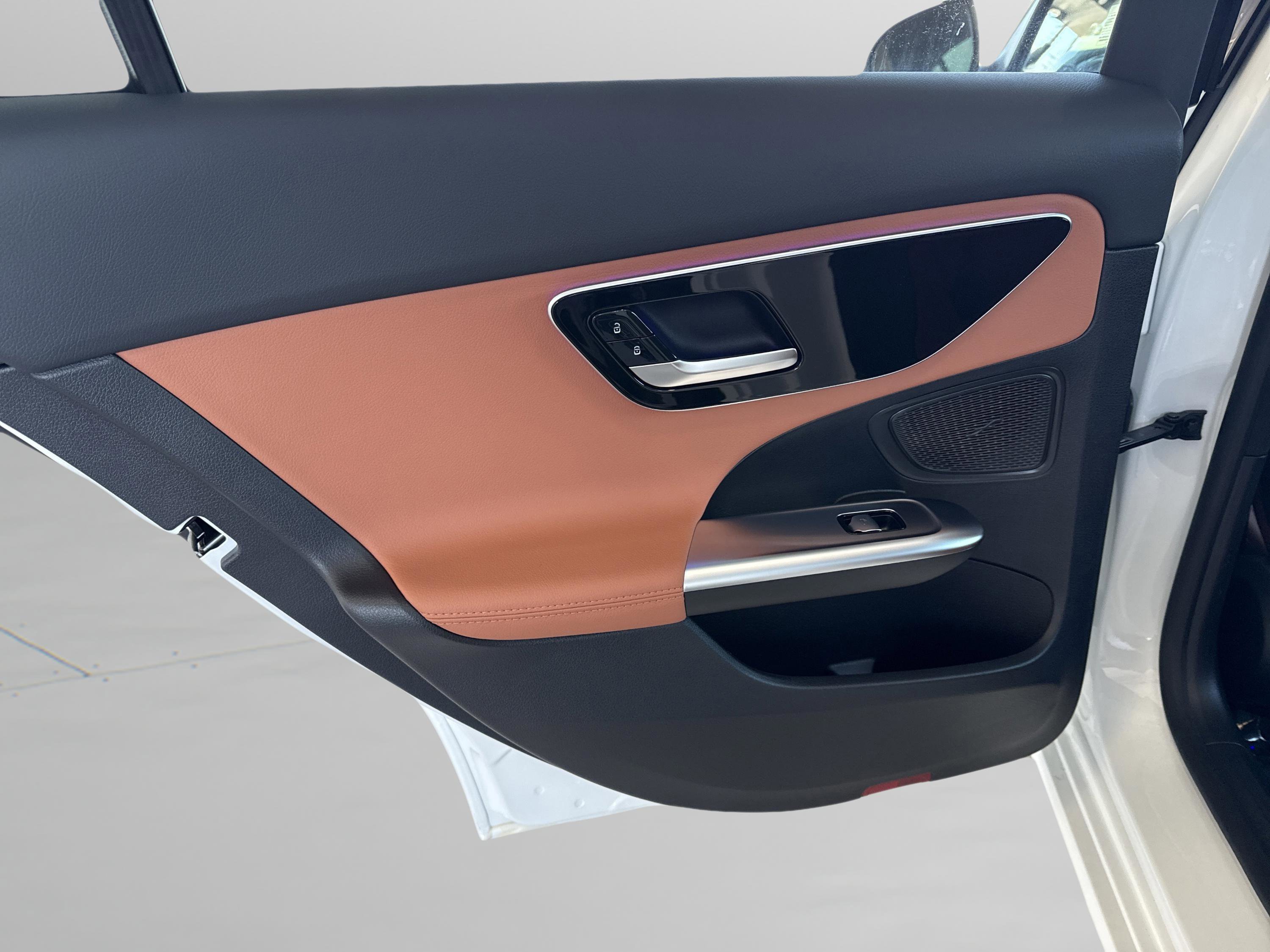 New 2026 Polar White Mercedes-Benz C 300 image 42