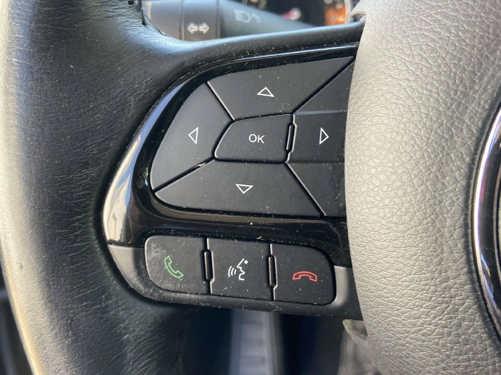 Used 2018 Gray Jeep Altitude image 34