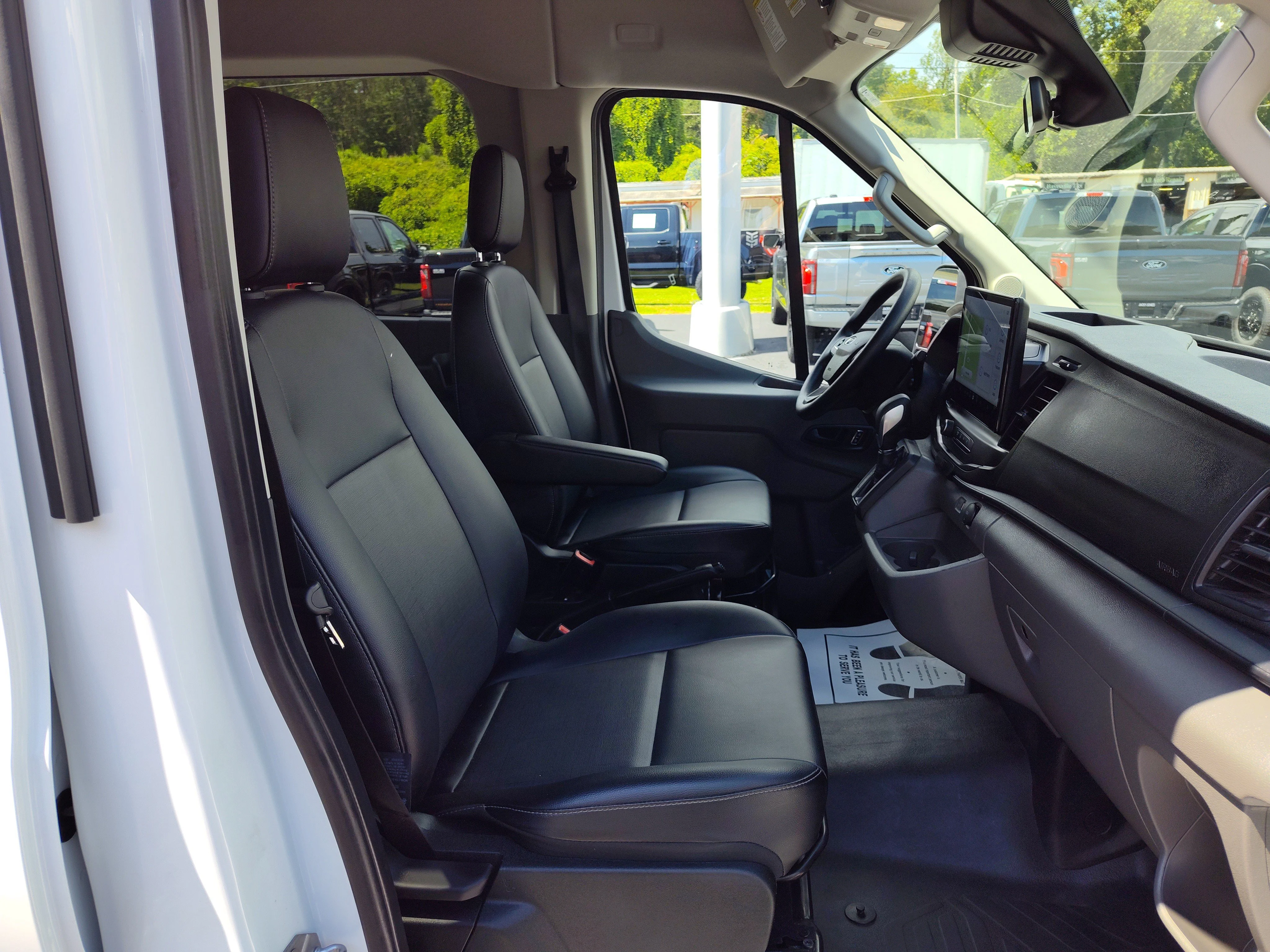 2024 Ford Transit Passenger Van XL - Photo 24