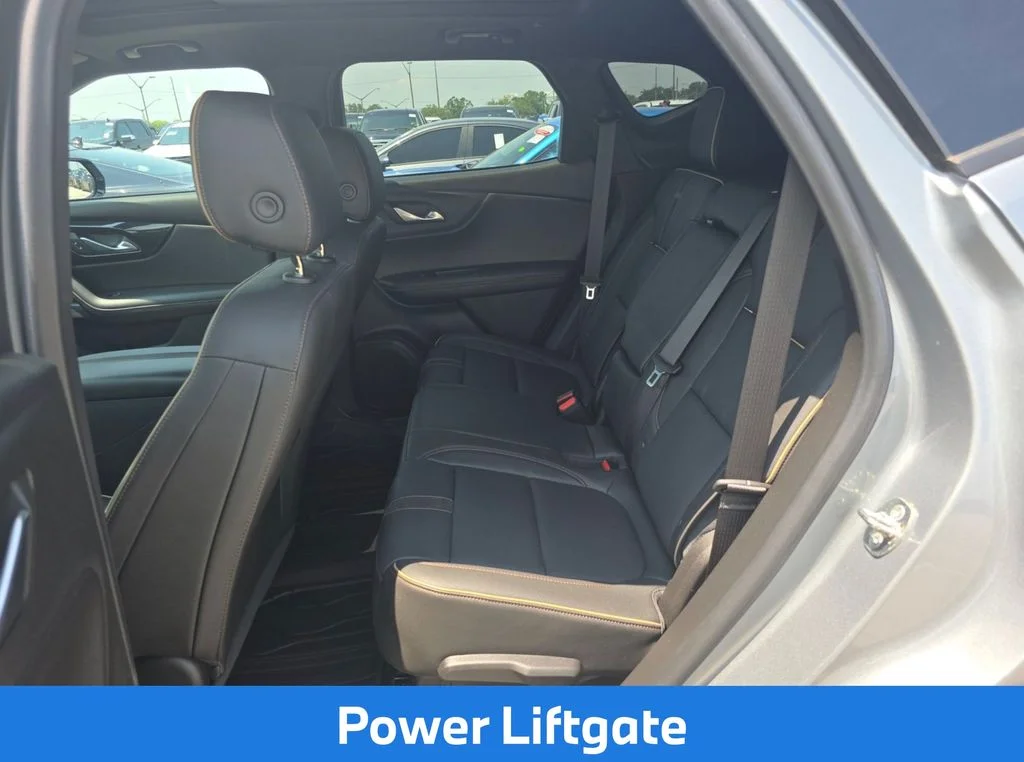 Used 2023 Gray Chevrolet Premier image 11