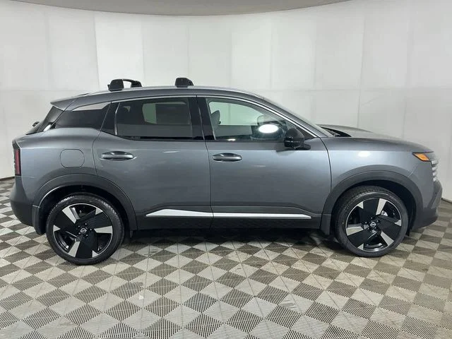 New 2026 Gray Nissan SR image 8