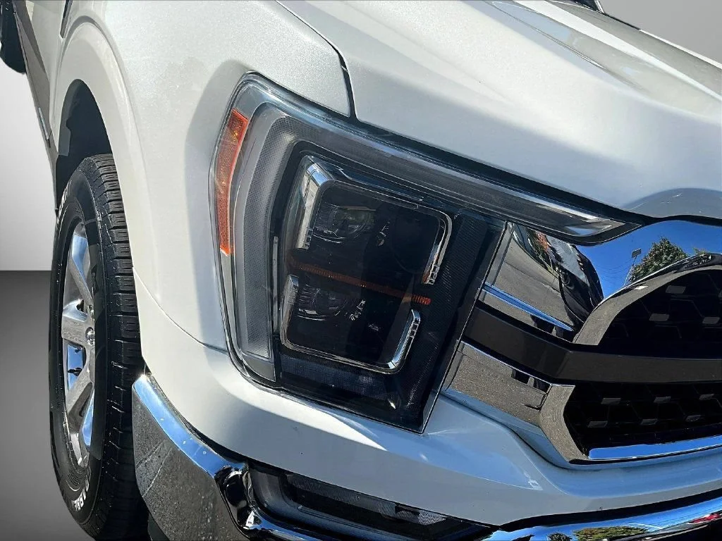 Used 2023 Brown Ford King Ranch image 31