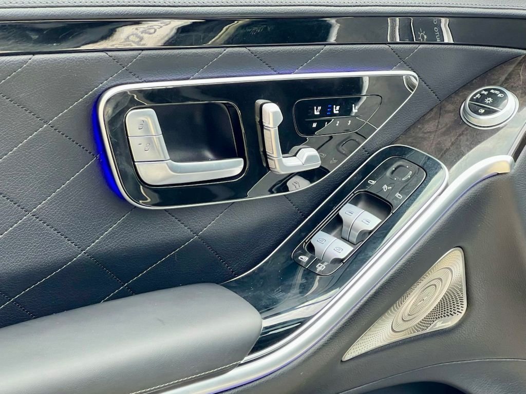Certified Used 2023  Mercedes-Benz S 580 image 39