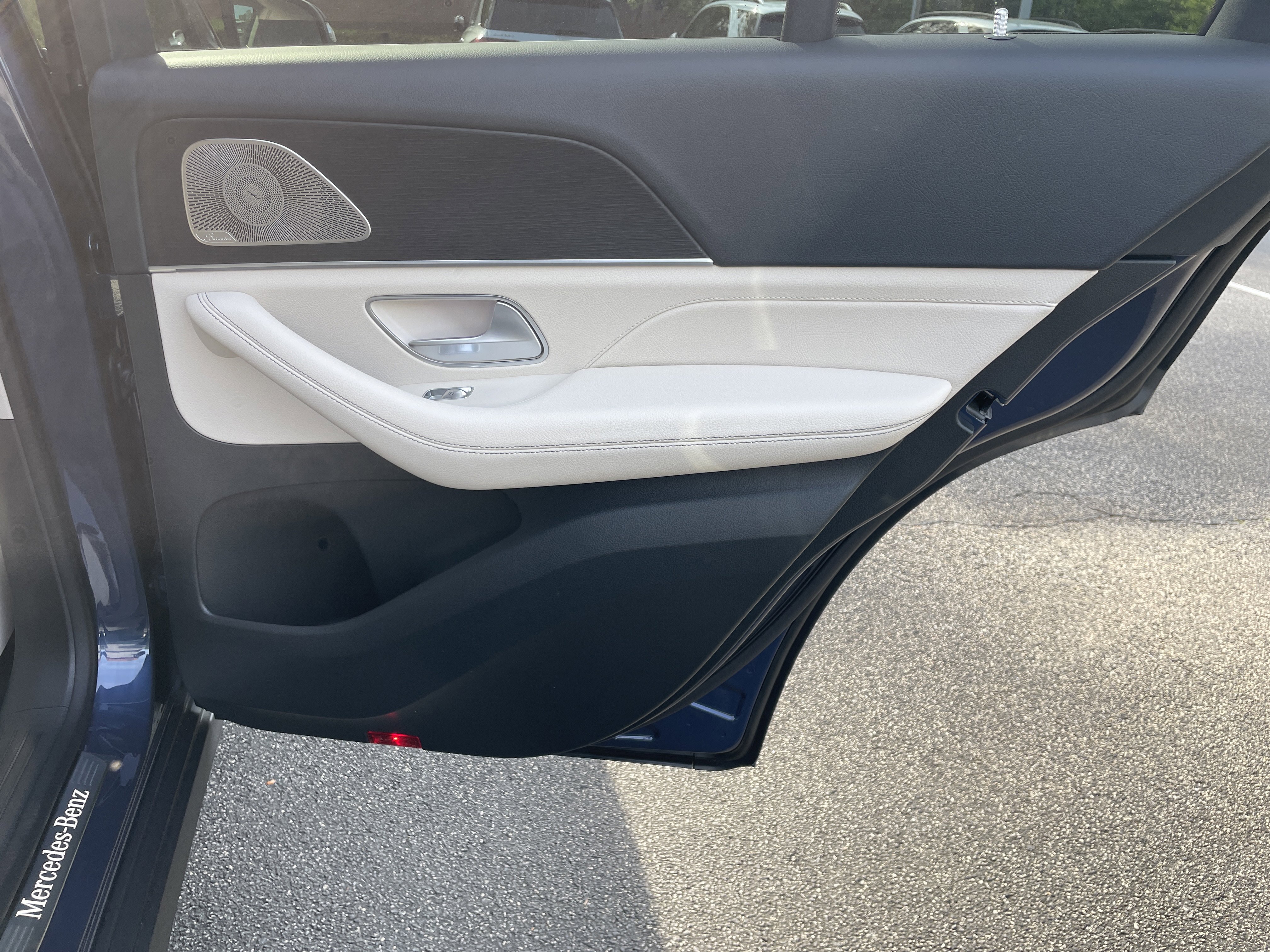 New 2026 Twilight Blue Metallic Mercedes-Benz GLE 350 4MATIC® SUV image 38