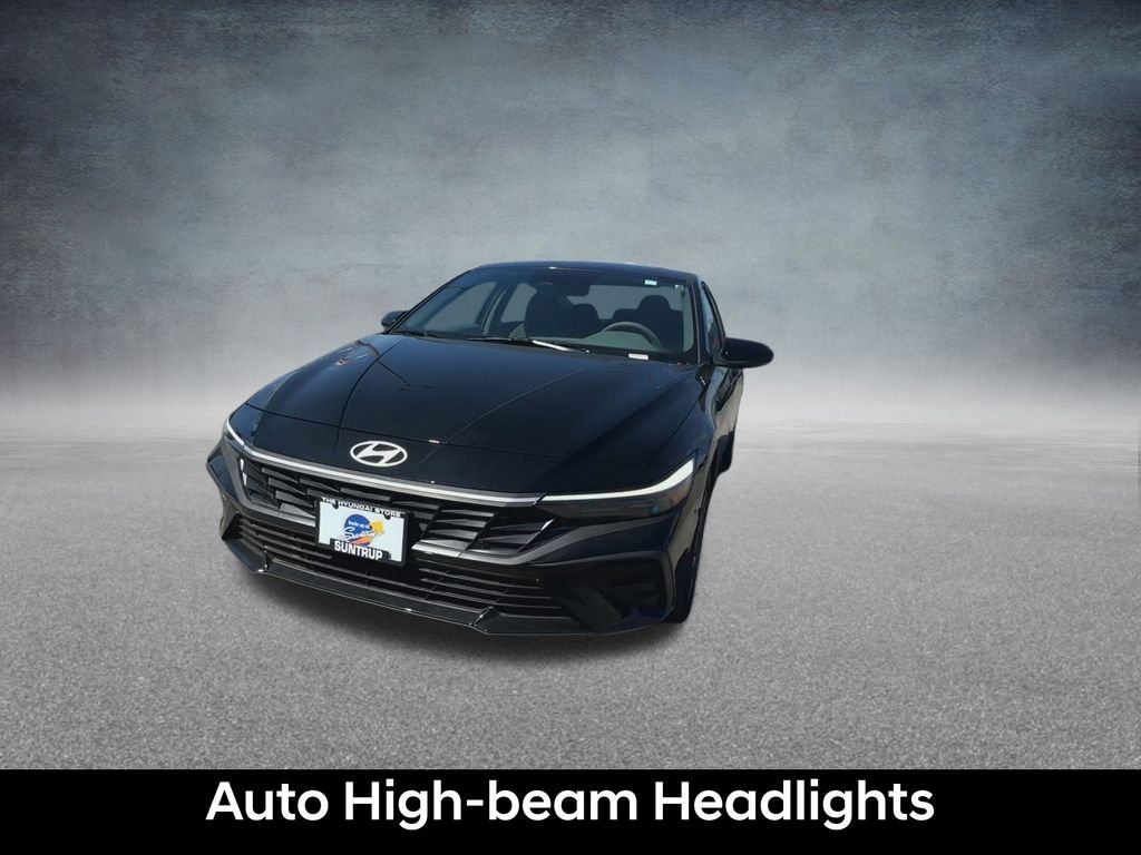 2025 Hyundai Elantra SEL - Photo 7