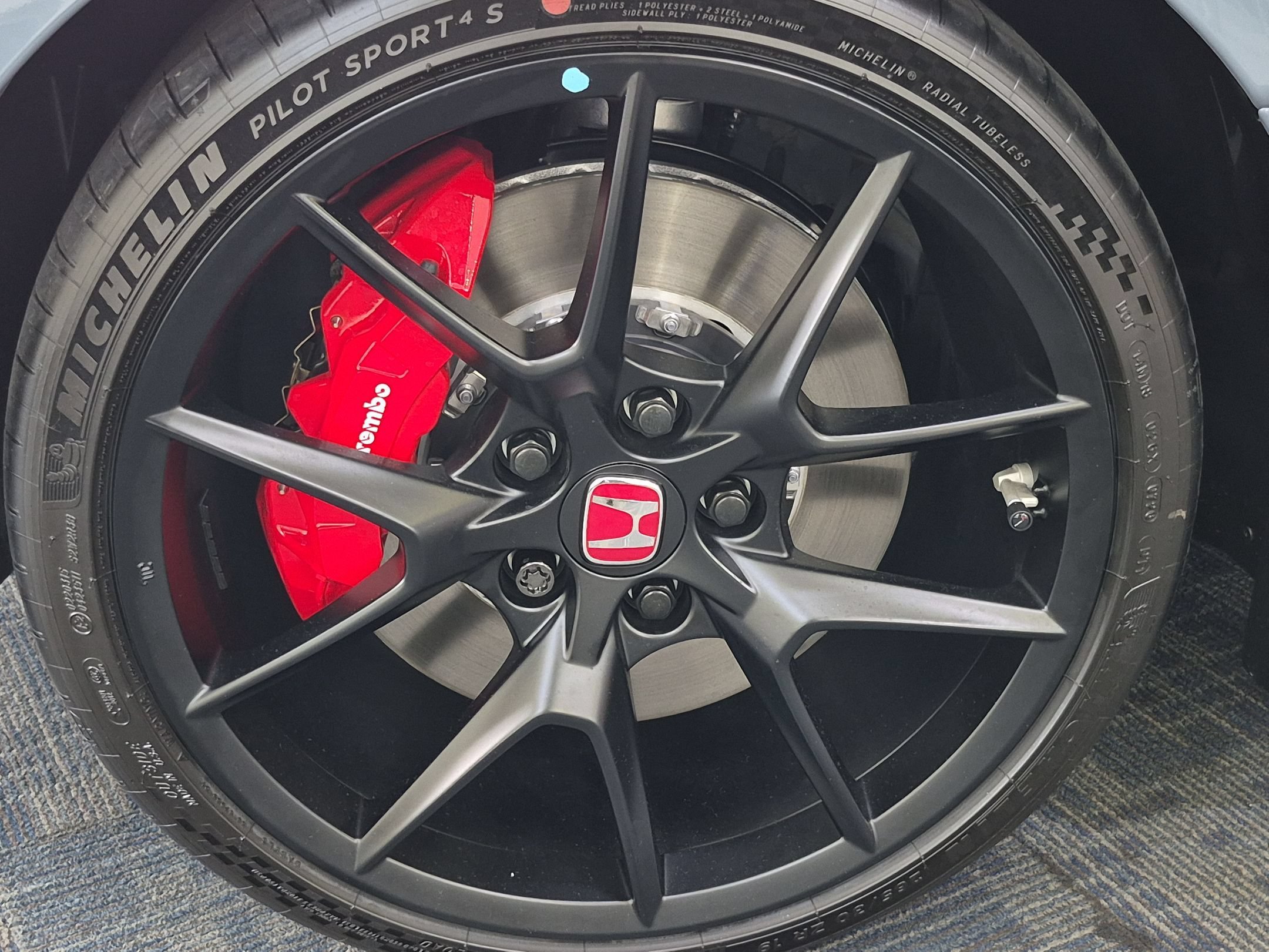New 2026 Sonic Gray Pearl Honda  image 13