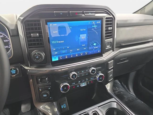 Certified Used 2023 Avalanche Ford XLT image 20