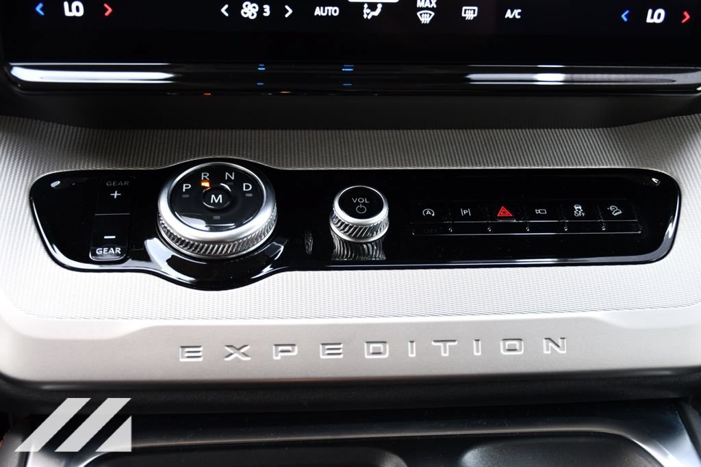 2025 Ford Expedition Active - Photo 20
