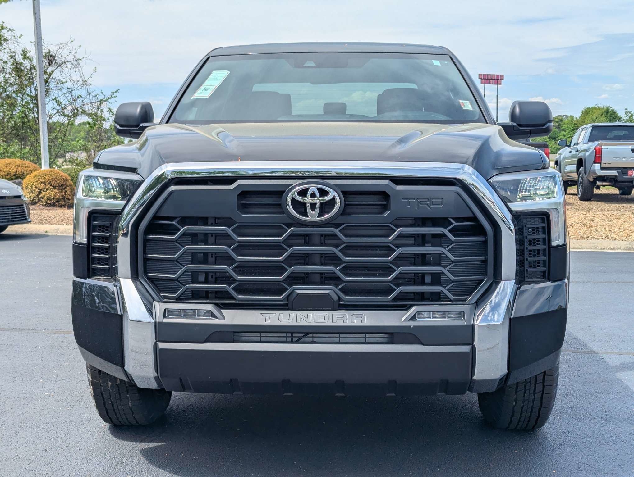 2026 Toyota Tundra SR5 - Photo 10
