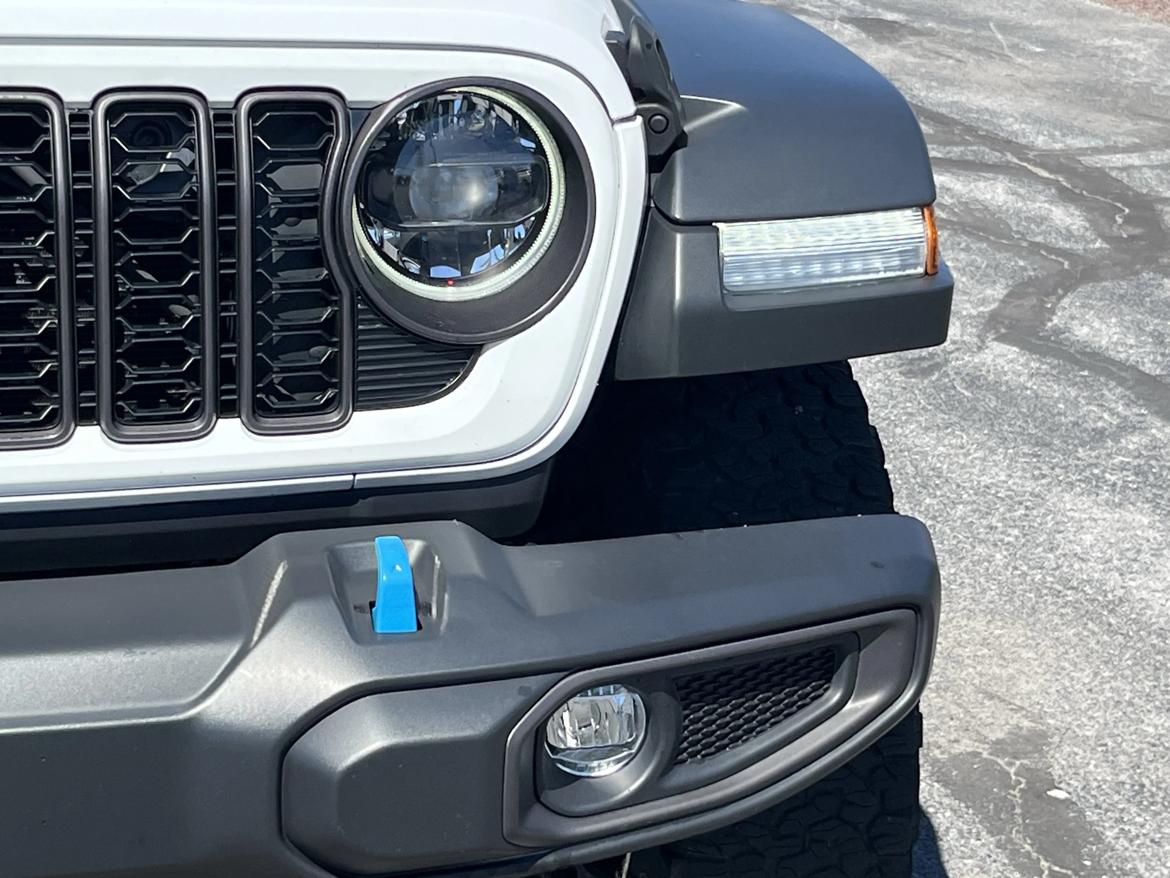 Used 2024 Bright White Clearcoat Jeep Rubicon 4xe image 11