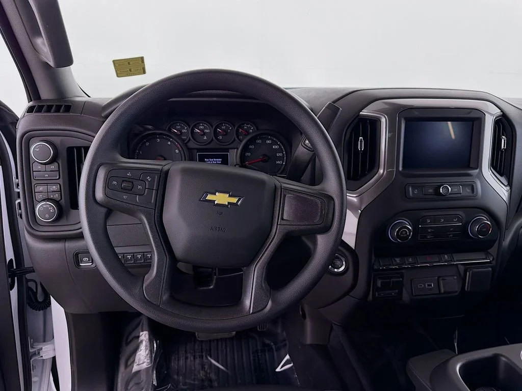 New 2026 Summit White Chevrolet Work Truck image 18