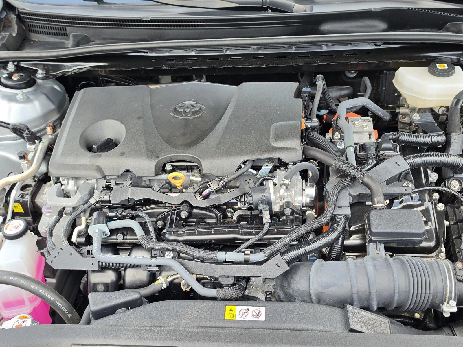 Used 2025 Celestial Silver Metallic Toyota LE image 30