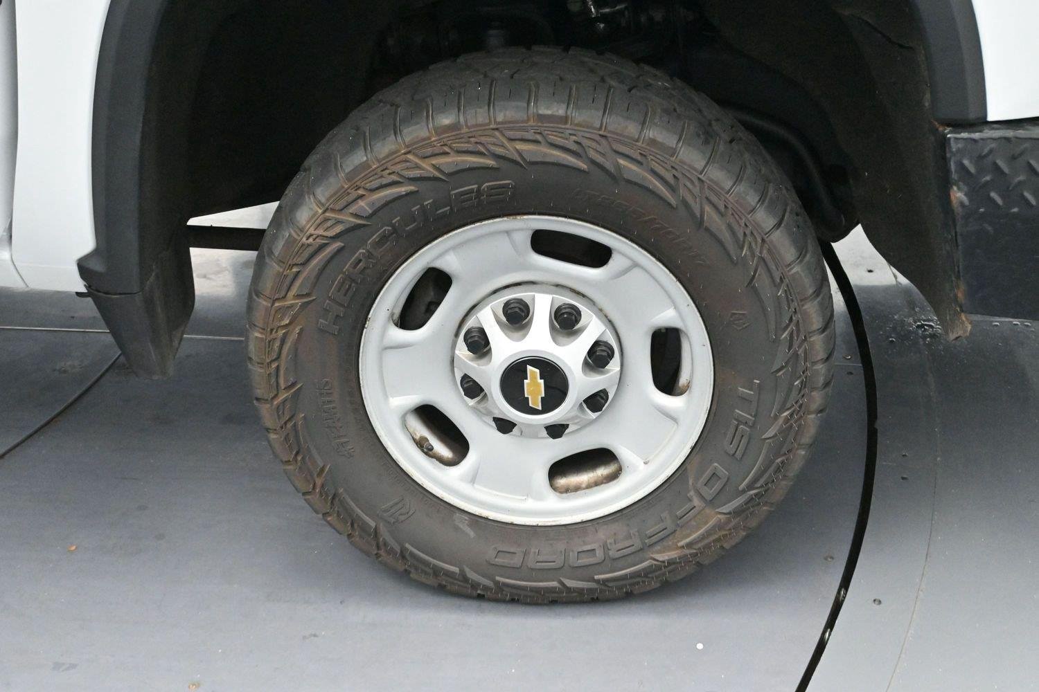 Used 2021 SUMMIT WHITE Chevrolet Work Truck image 27