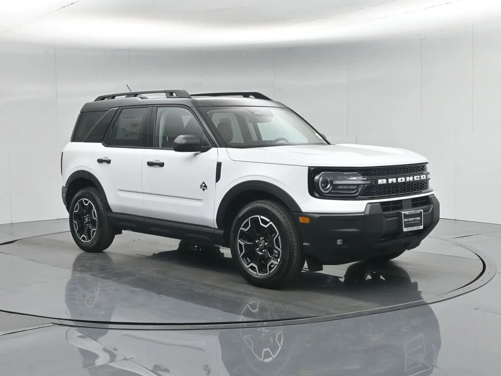 New 2026 Oxford White Ford Outer Banks image 6
