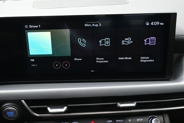 Used 2024 Gray Hyundai SEL image 6