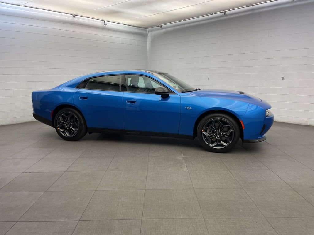 New 2026 Bludicrous Exterior Paint Dodge R/T image 2