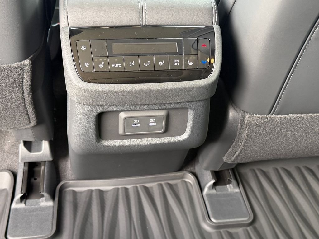 New 2027 HARBOR GRAY INFINITI Luxe FWD image 15