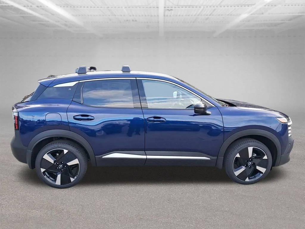 New 2026 Blue Nissan SR image 7