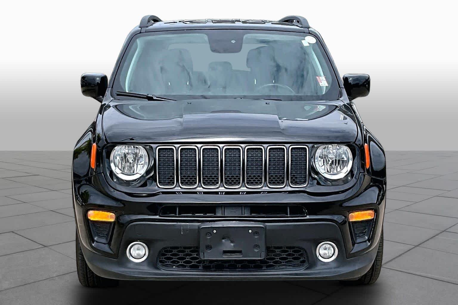 Pre-Owned 2020 Jeep Renegade Latitude