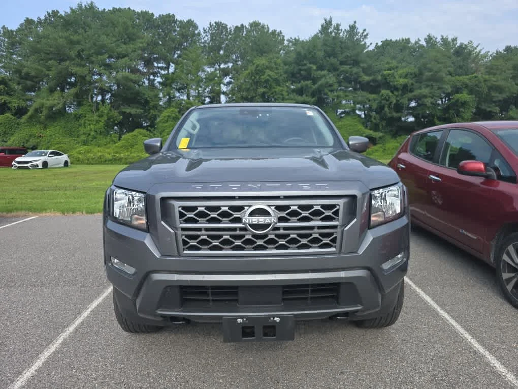 Used 2024 Gun Metallic Nissan SV image 2