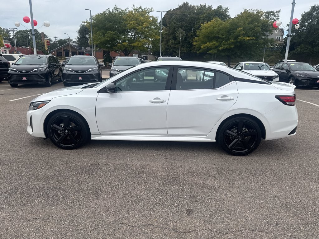 2024 Nissan Sentra SR - Photo 4