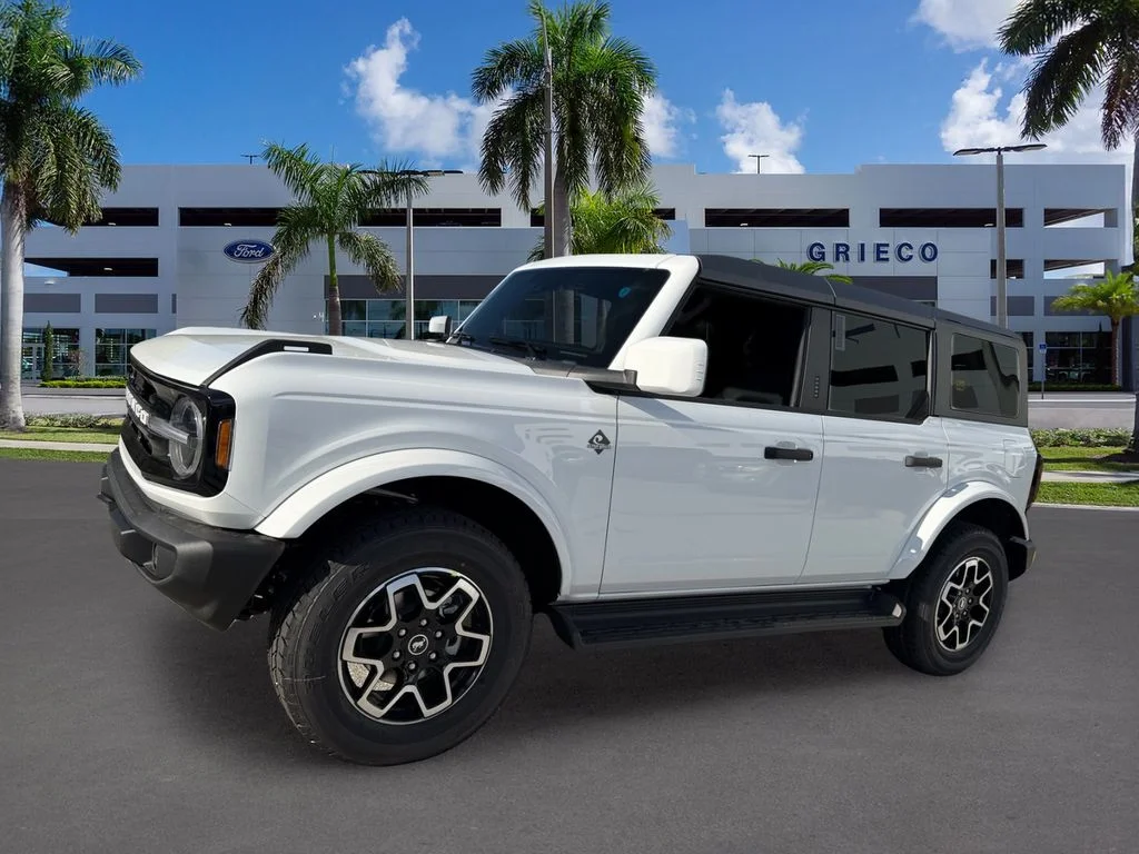 New 2026 White Ford Outer Banks image 3