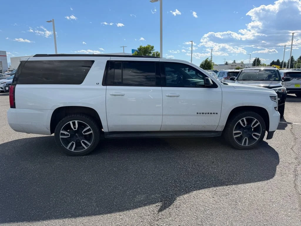Used 2020 SUMMIT WHITE Chevrolet LT image 3