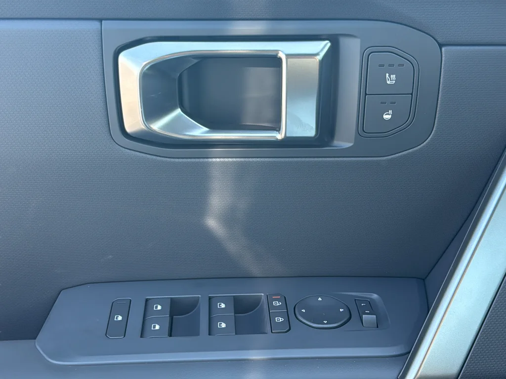 New 2027 Frost Blue Kia X-Line SX image 30