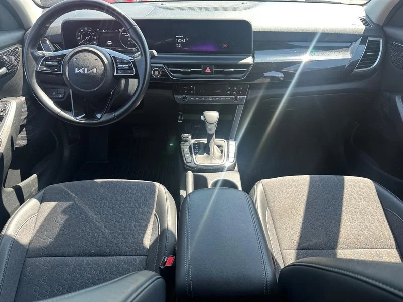 2024 Kia Seltos S - Photo 12