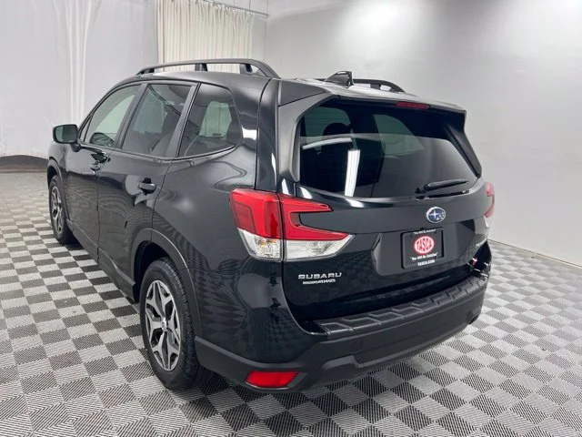 Used 2023 Black Subaru Premium image 6
