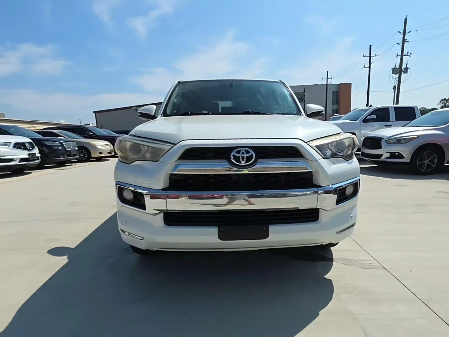 Used 2017 Blizzard Pearl Toyota Limited image 3