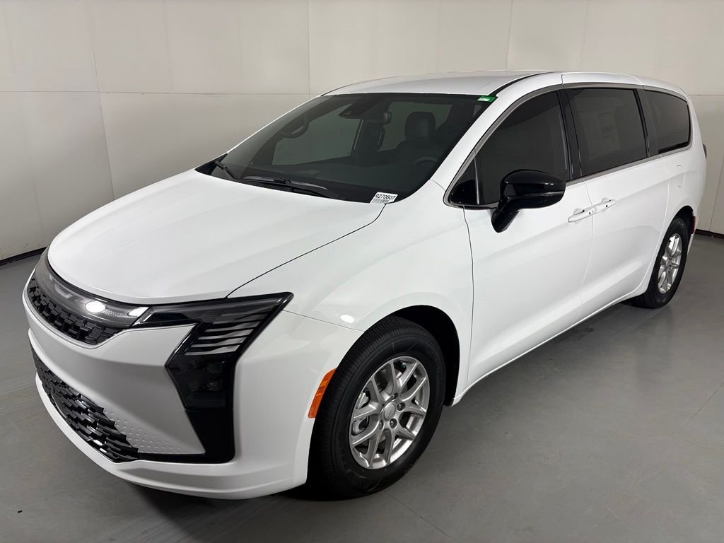 New 2027 Bright White Clear-Coat Paint Chrysler Select image 4