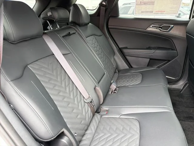 New 2026 Snow White Pearl Kia X-Line image 24
