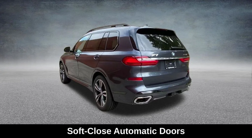 Used 2021 Gray BMW xDrive40i image 22